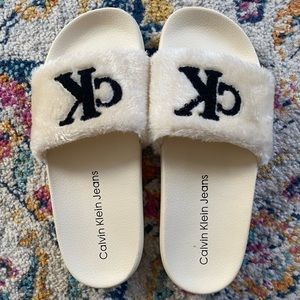 CALVIN KLEIN SLIDES